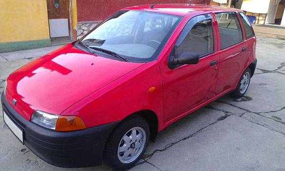 Autókölcsönzés Fiat Punto Autókölcsönzés Fiat Punto