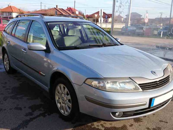 Autókölcsönzés Renault Laguna