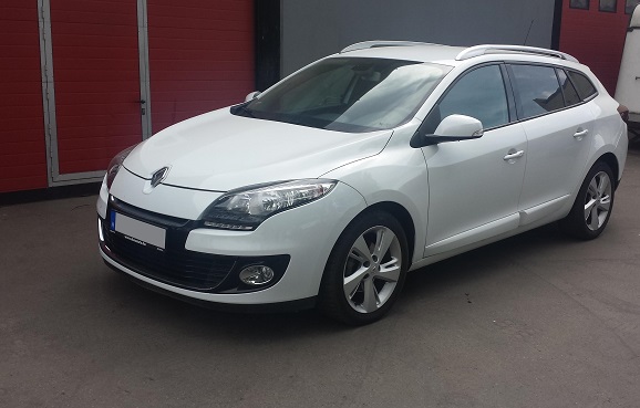 Renault Megane személyautó bérlés