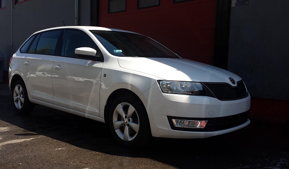 Skoda Rapid személyautó bérlés